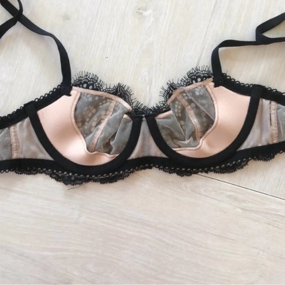 VICTORIA SECRET Dream Angels Push up Lace Underwire Bra Black Nude 34B, NWT - Picture 6 of 11